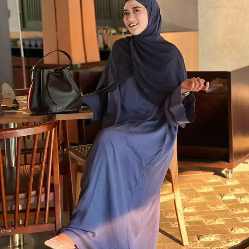 Kemewahan Cupro yang Flowy & Elegan